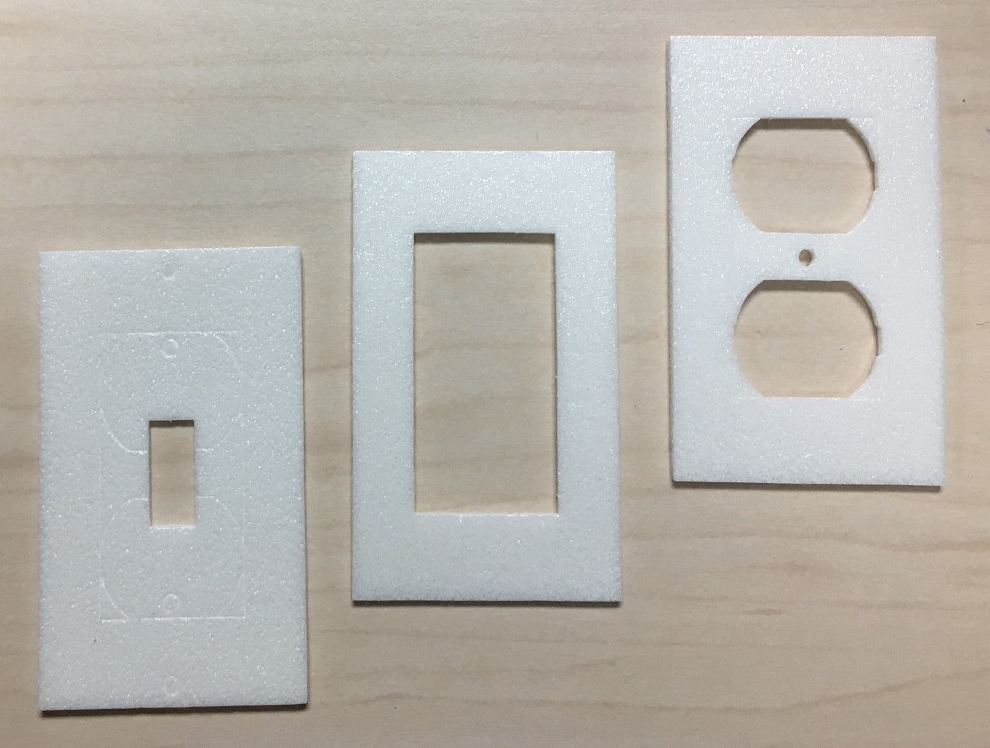 TradeGear Wall Plate Insulation Gasket 26Pk – Gasket Replacement Made w/ Weatherproof, Polyethylene Insulating Foam, Energy Saving, One Size Fits All - TradeGear